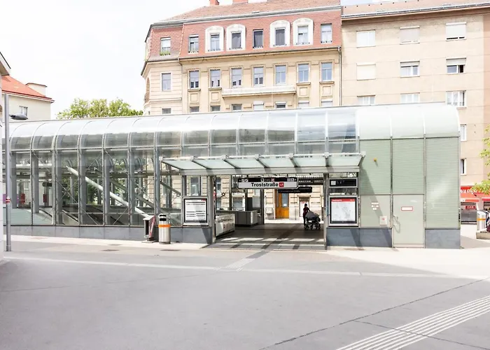 Kingsize Station *